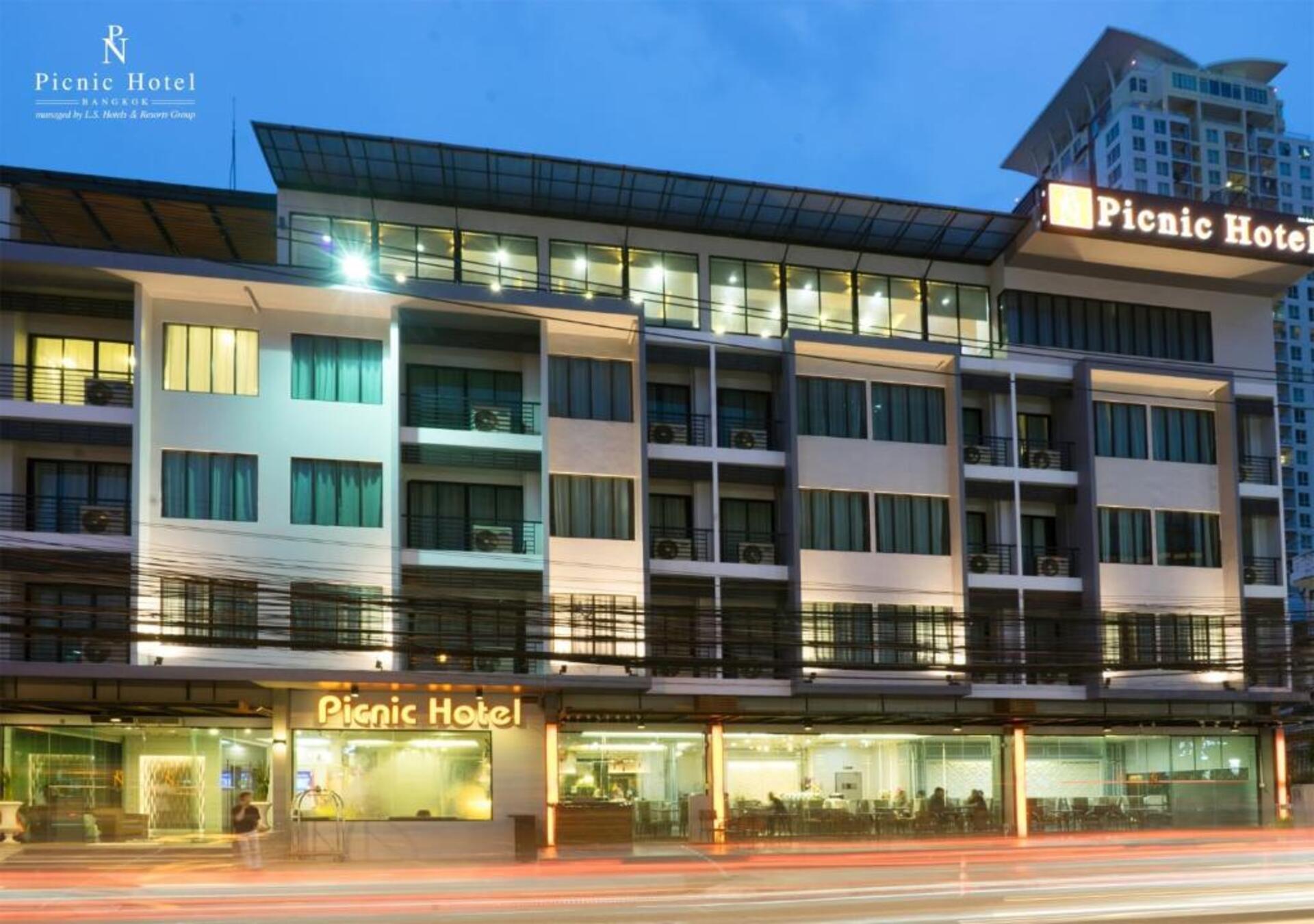 Picnic Hotel Bangkok.