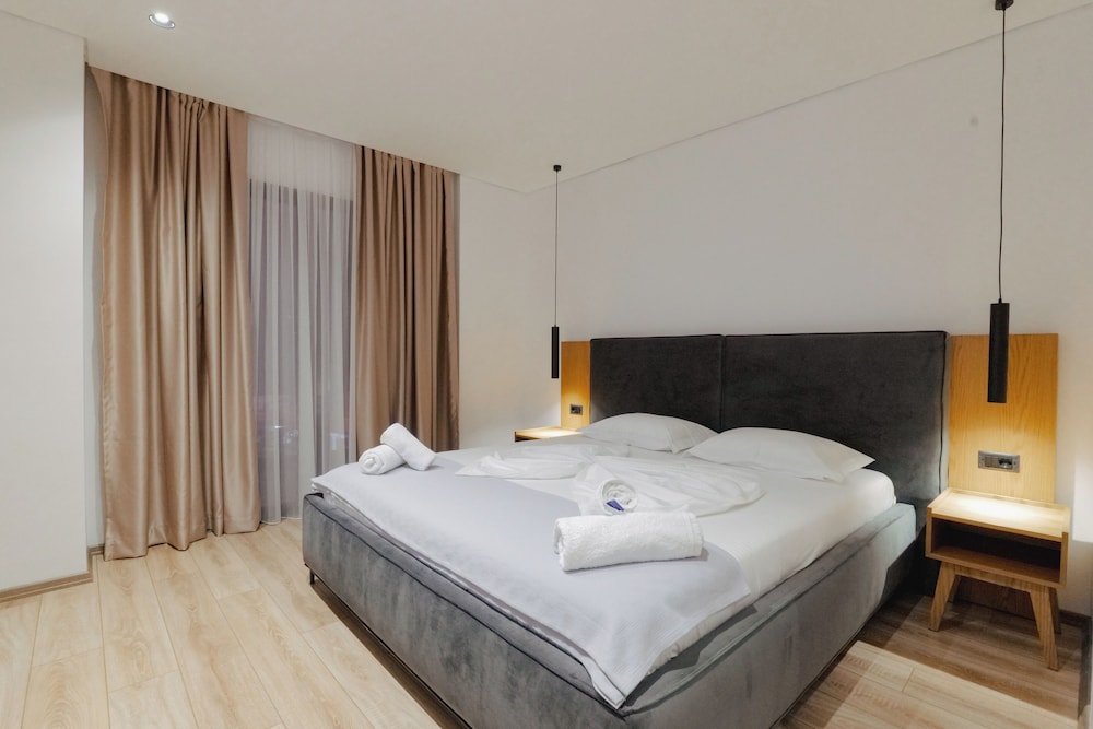 Vola Hotel.