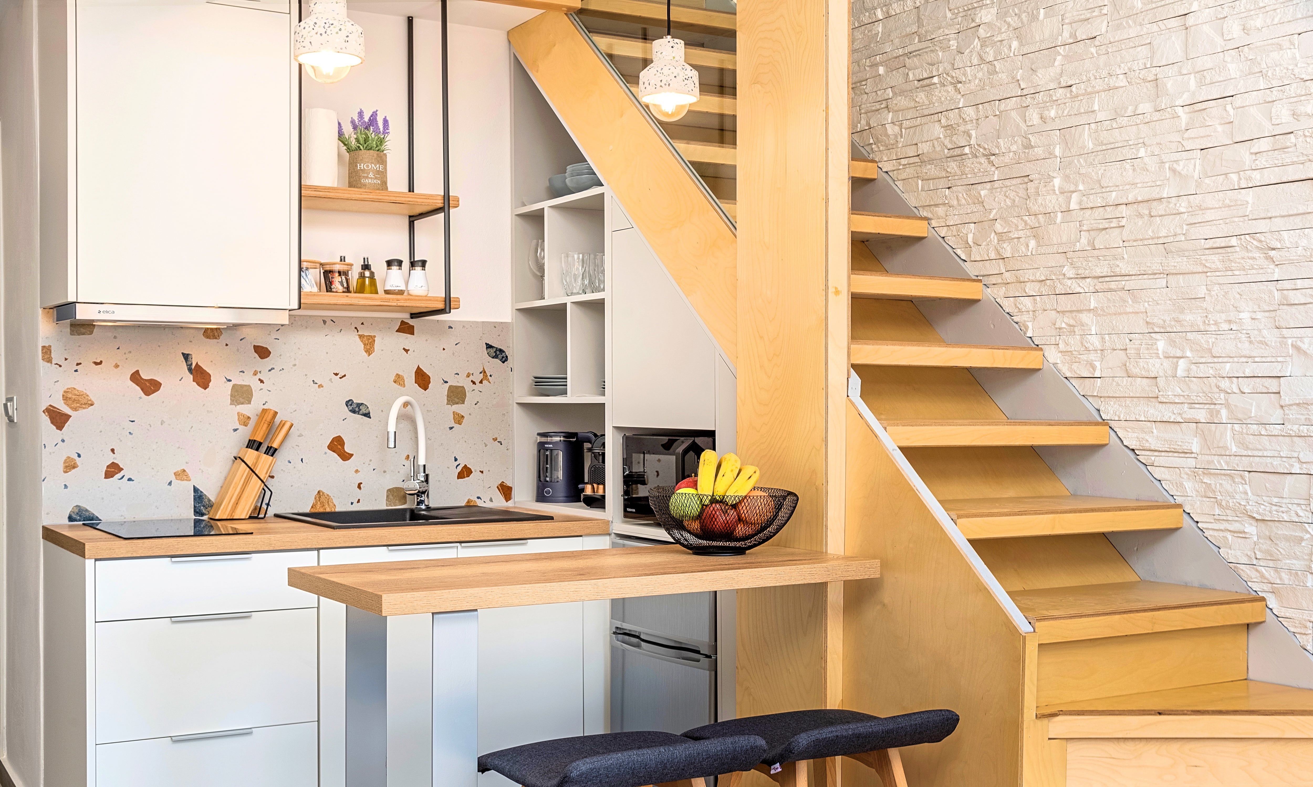 Marmeren badkamer — Aelia Suites