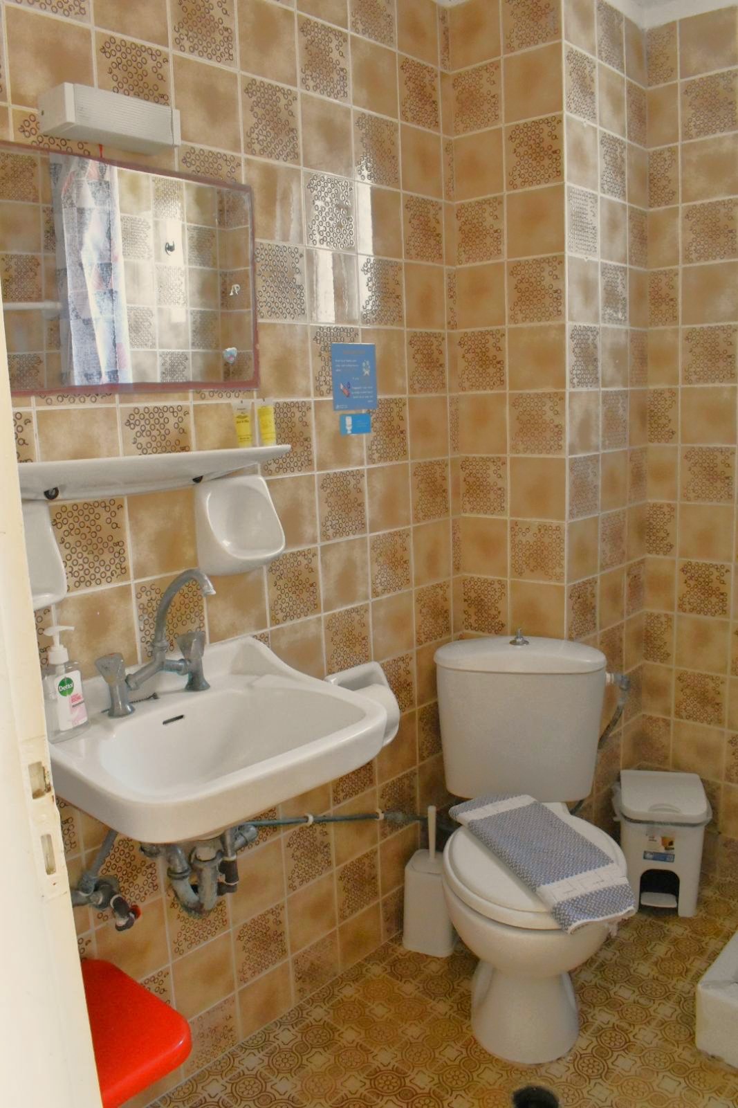 Badkamer met inloopdouche — Asteria