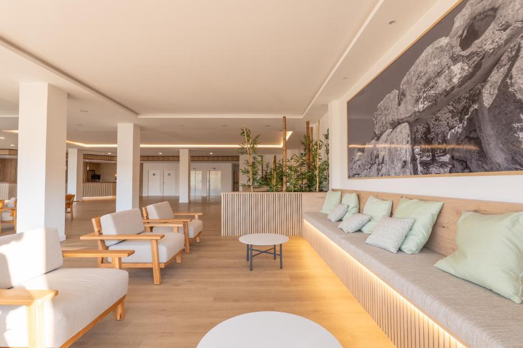Lobby met receptie — Caprice Sa Coma Park