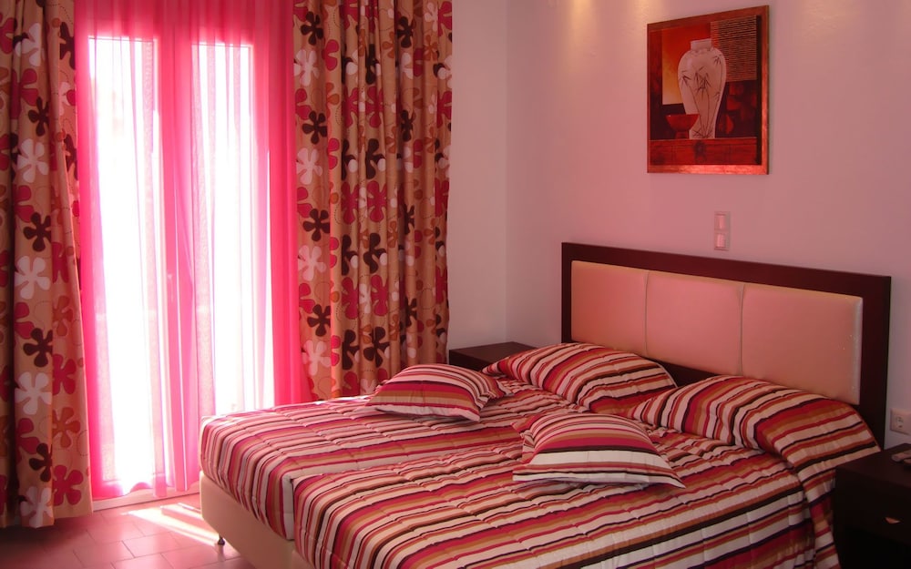 Elena Suites foto 3