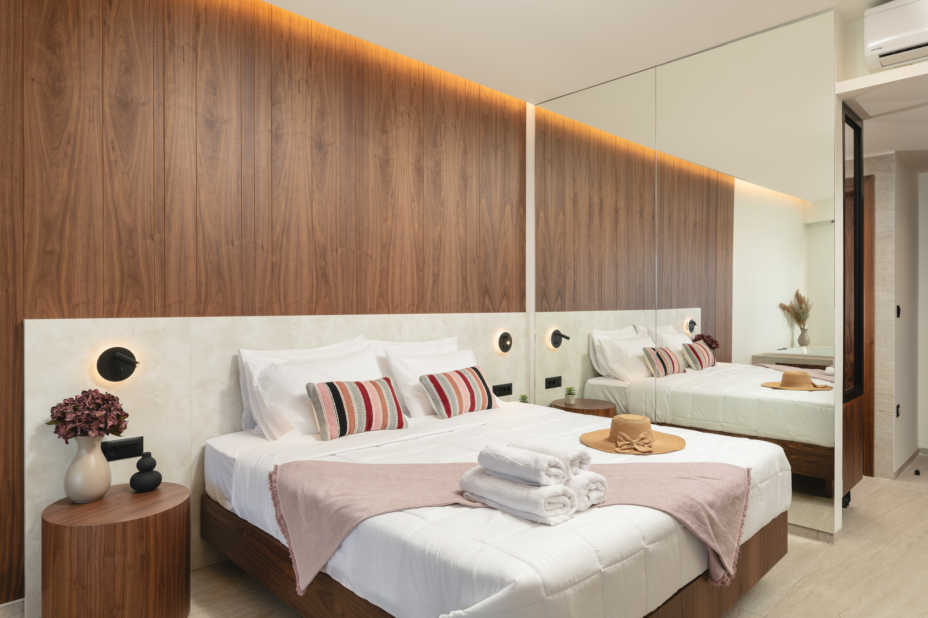 Kamer met twee aparte bedden — Elia Sea Suites