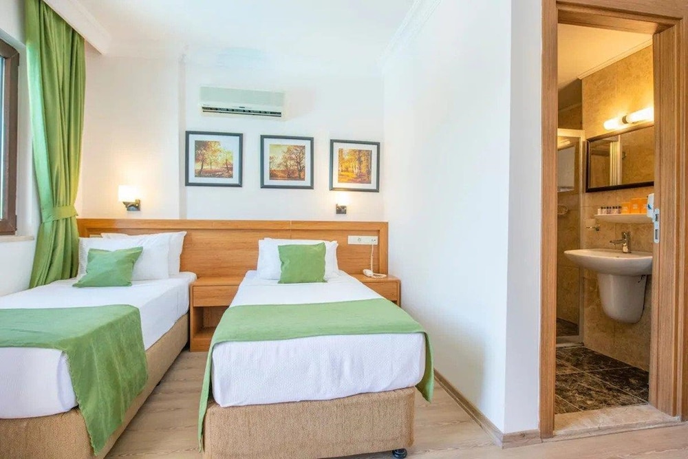 Comfortabele kamer met bergopbergruimte in Fethiye Park Hotel