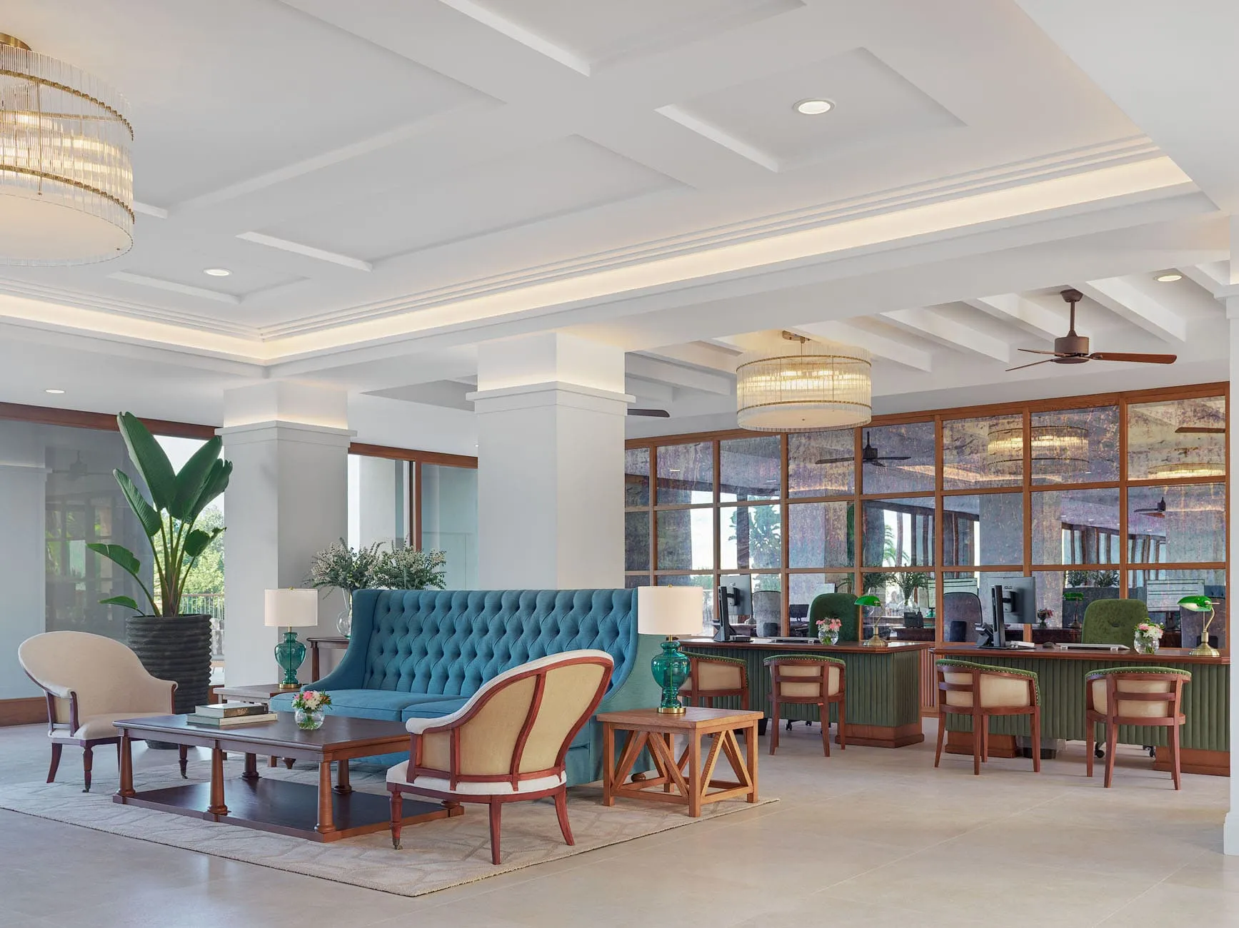Lobby met receptie — Gran Hotel Taoro