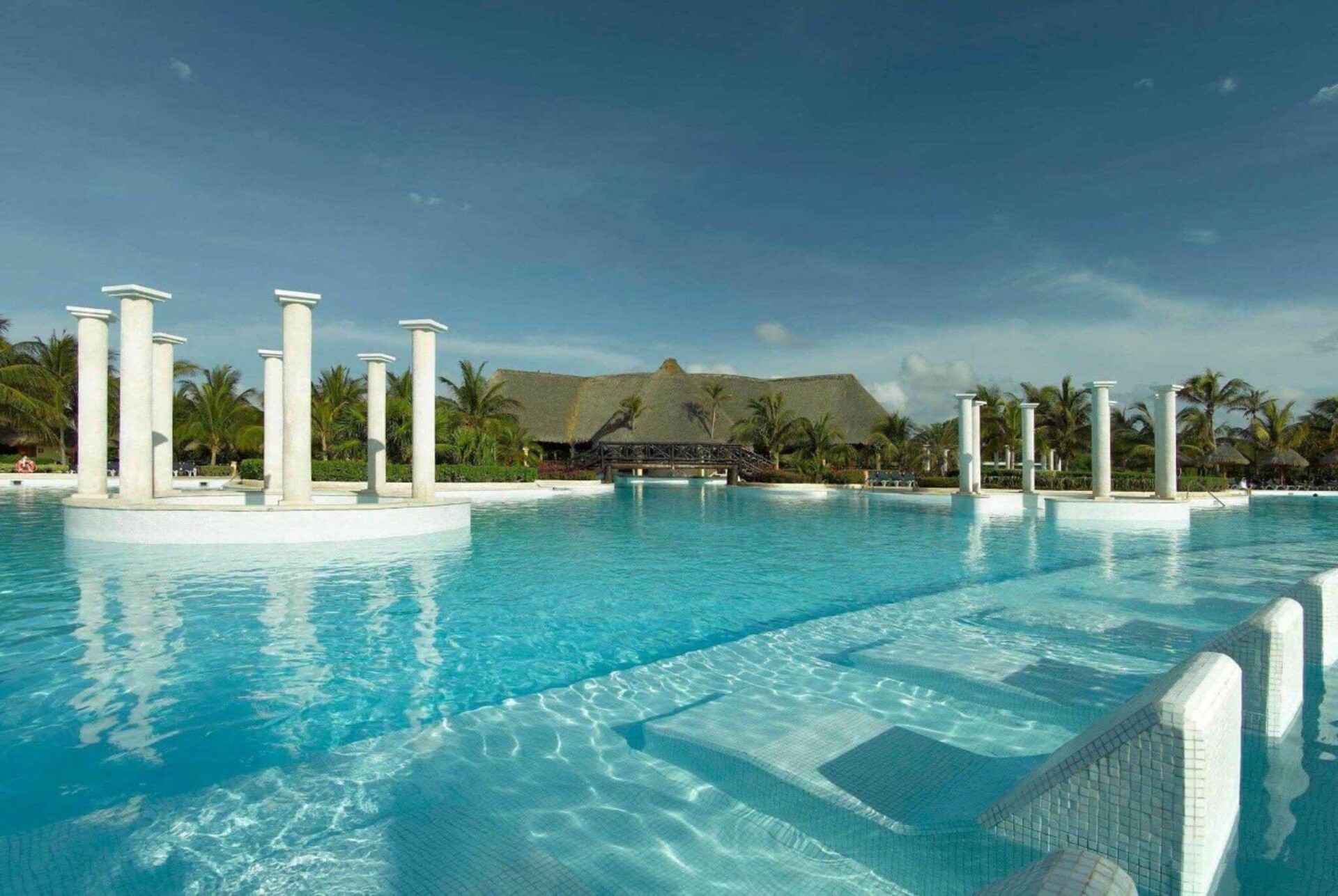 Grand Palladium Select White Sand.