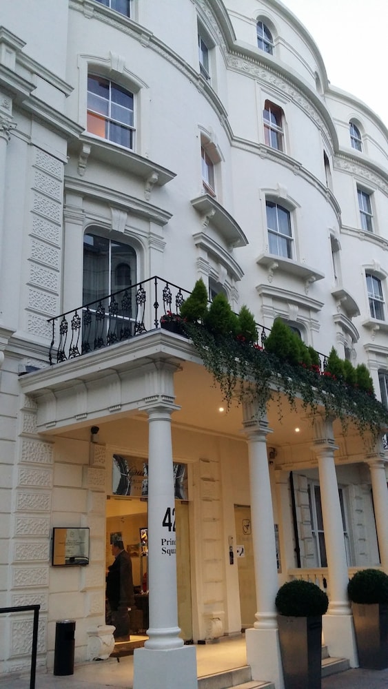Grand Plaza Serviced Apartments Hyde Park