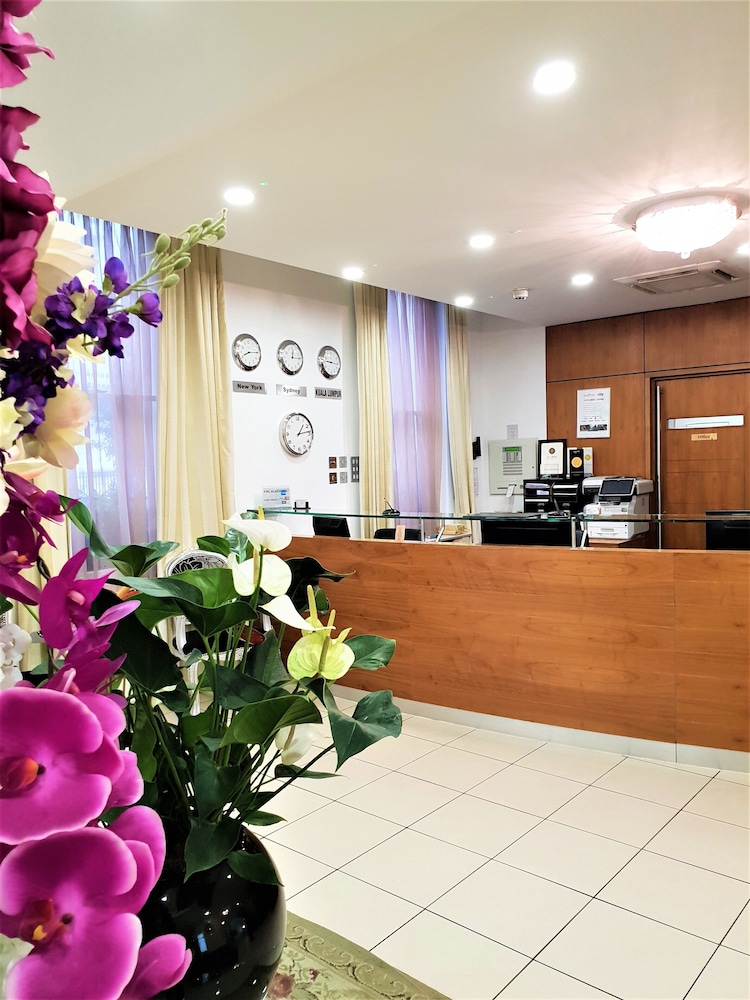Sfeervolle lobby ontvangsruimte Grand Plaza Serviced Apartments Hyde Park