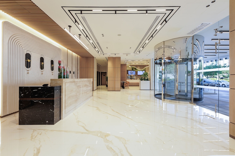 Holiday Inn Dubai Village Circle foto 3