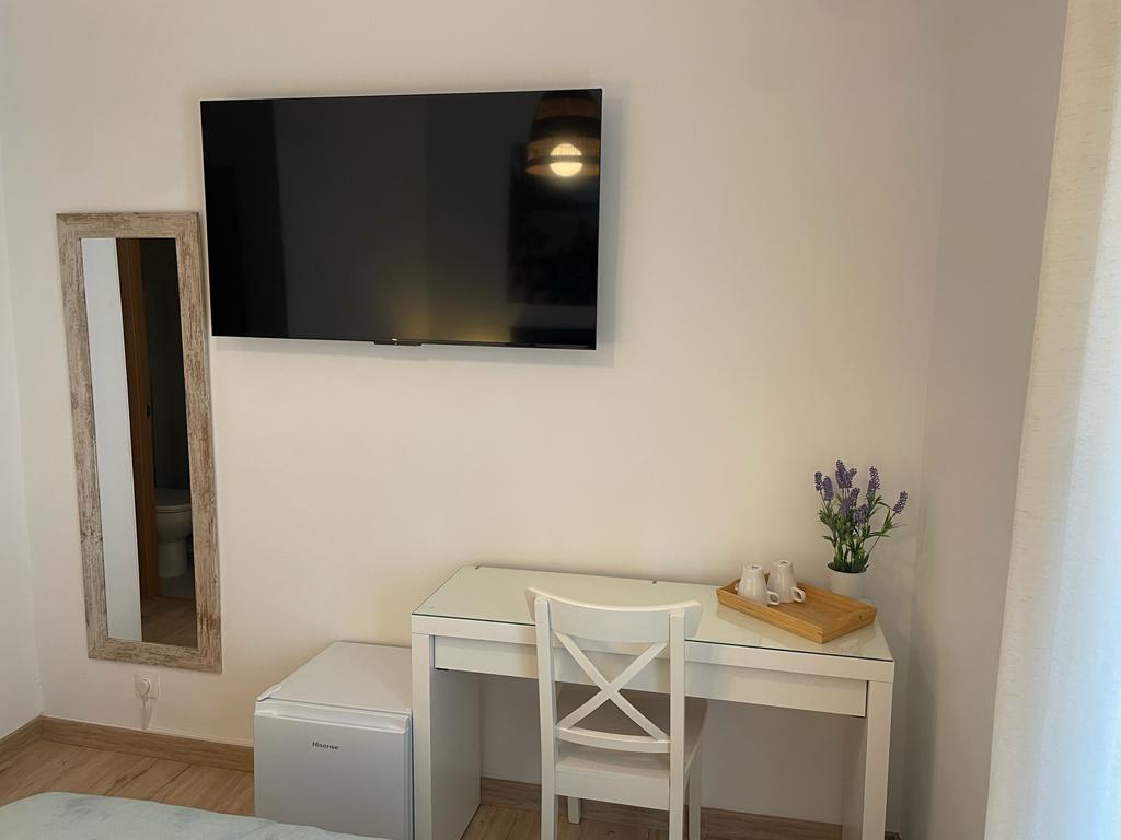Suite met zithoek — Hostal Ventura Premium