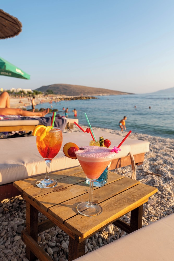 Hotel Mercury Saranda foto 4