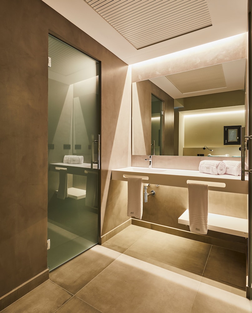 Gezellige hotelkamer met authentieke landelijke inrichting