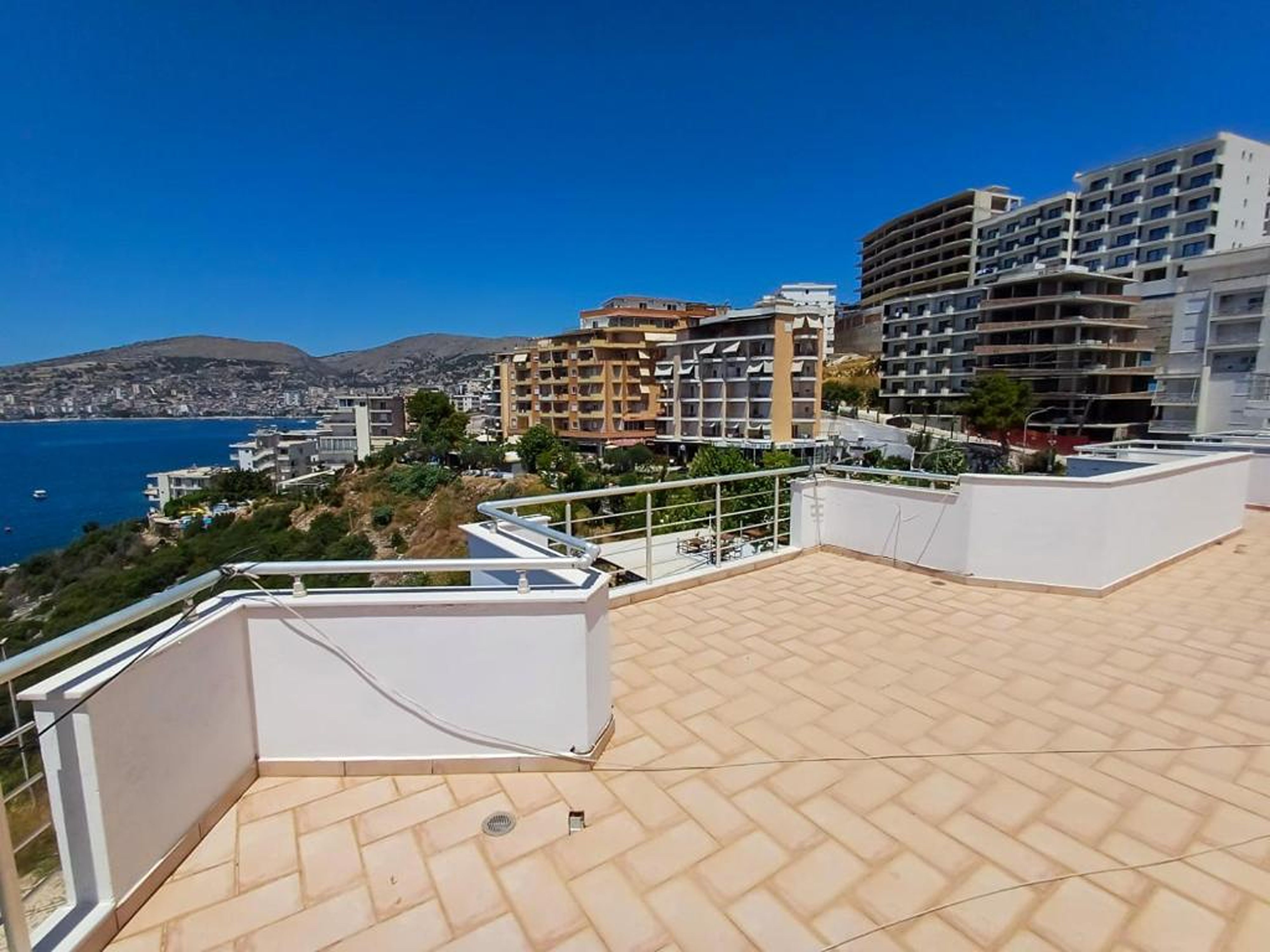 Hotel Sherifi foto 1