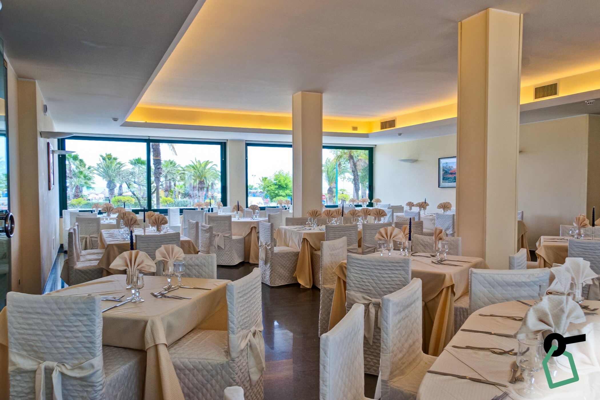 Restaurant Holiday Hotel Giulianova met mediterrane ambiance
