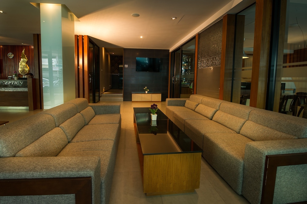 Relaxe lobby met zitgelegenheid