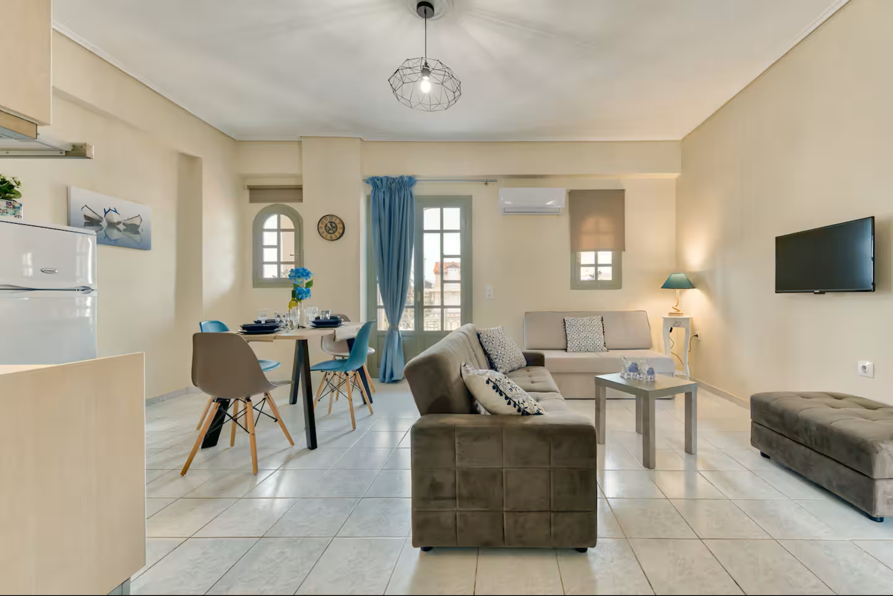 Kamer met balkon — Kallas Apartments
