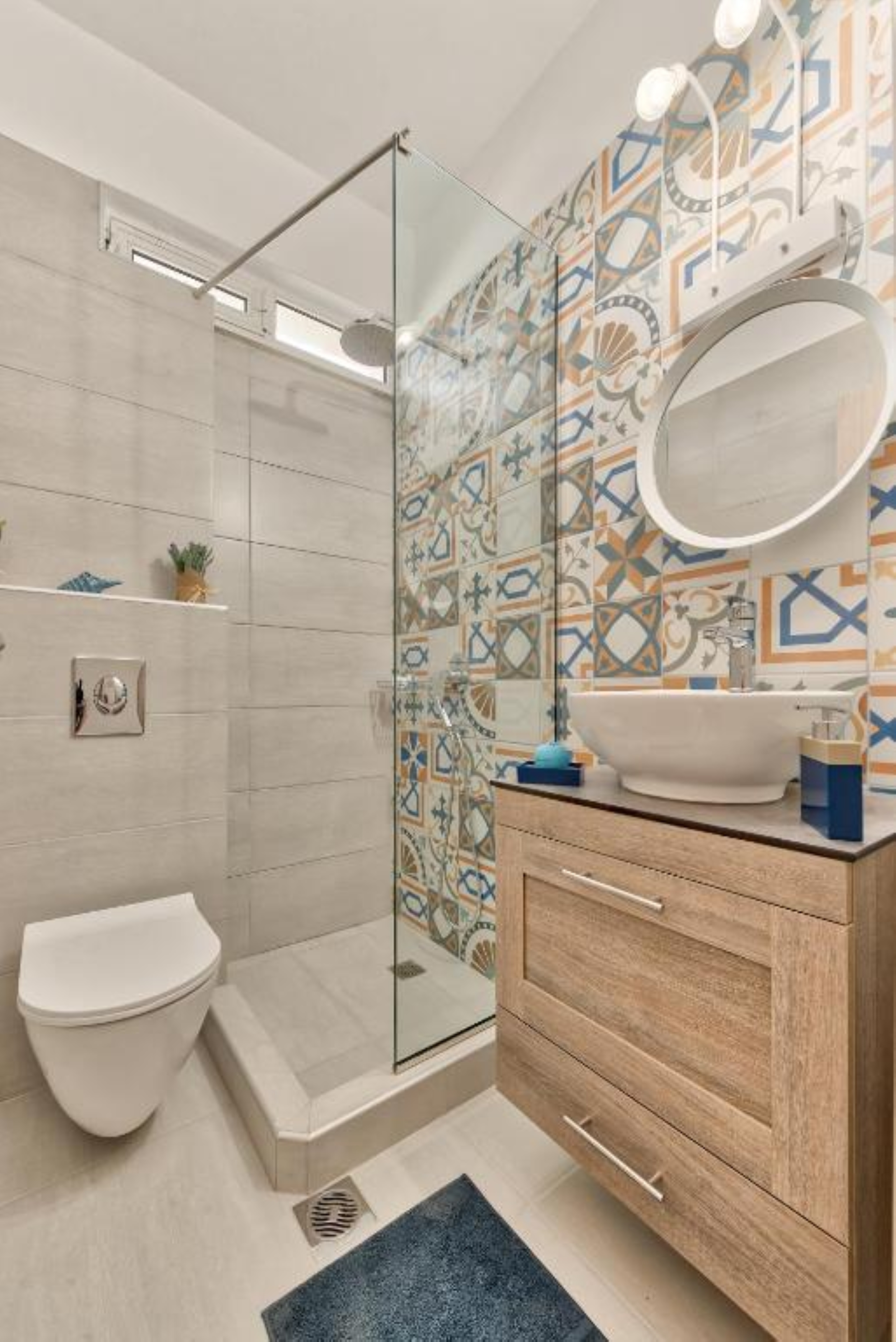 Badkamer met ligbad — Kallas Apartments
