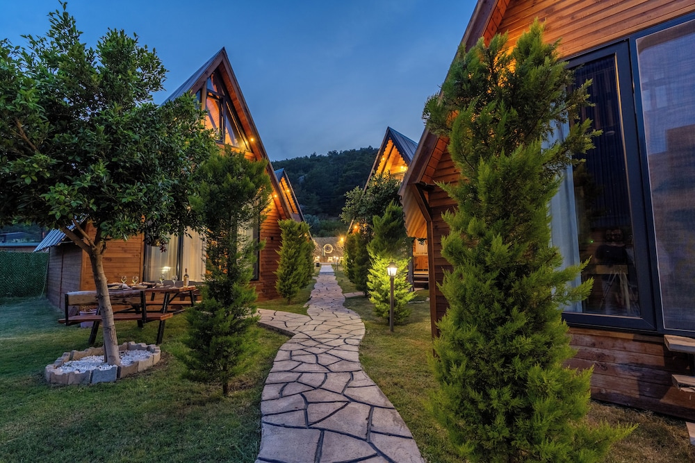 Karaoz Sapphire Bungalows foto 2