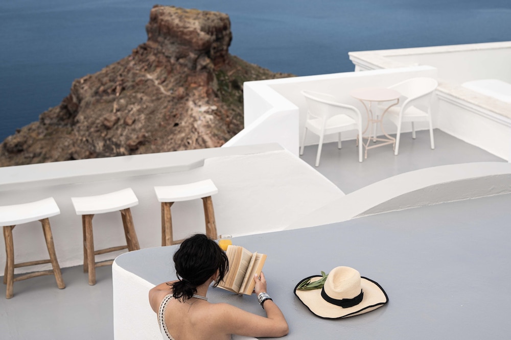 La Roka Cliffside Memories gebouw aan steile klif gelegen