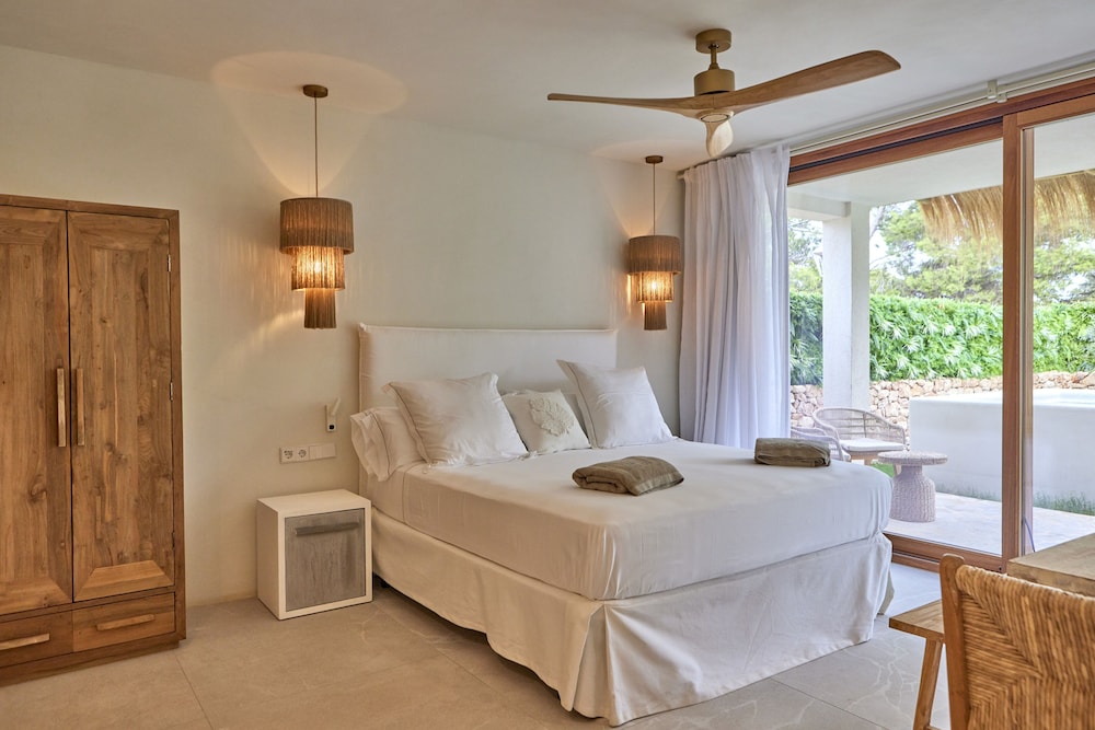 Luxe slaapkamer Mar Suites Formentera