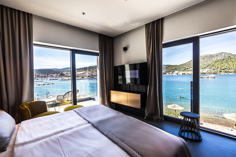 Marinus Beach Hotel foto 2