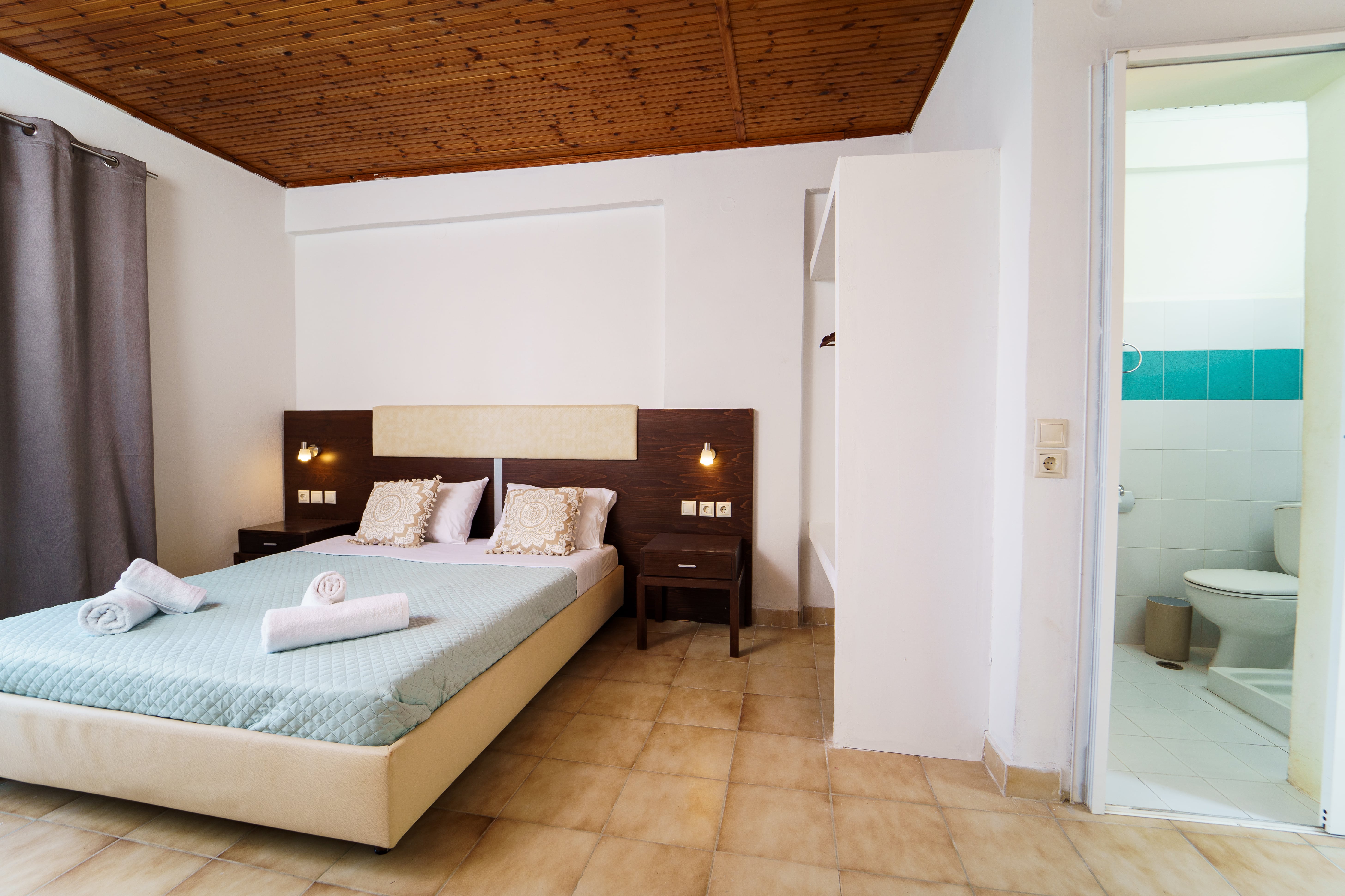 Suite met zithoek — Mayo Rooms