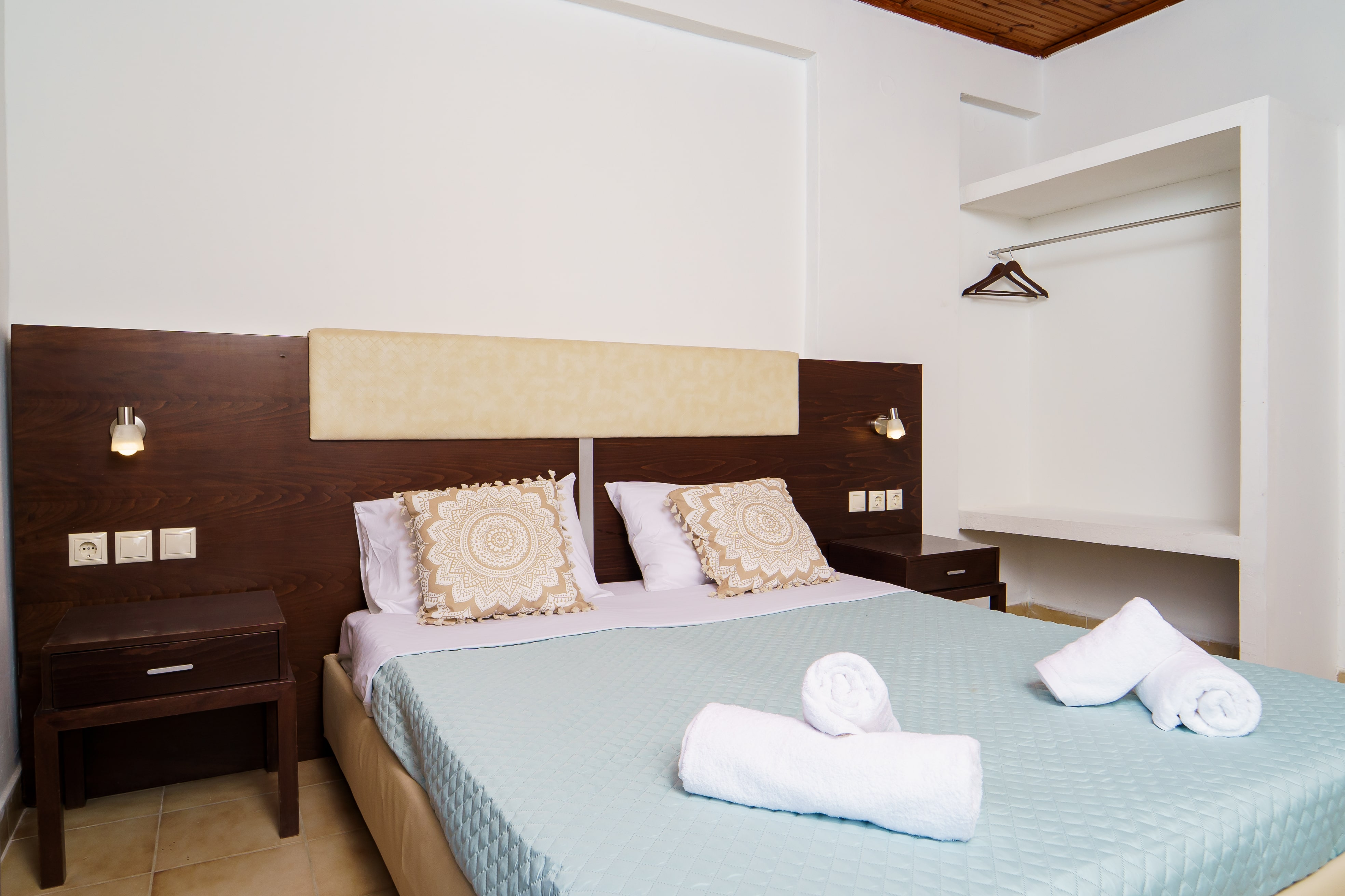 Kamer met twee aparte bedden — Mayo Rooms