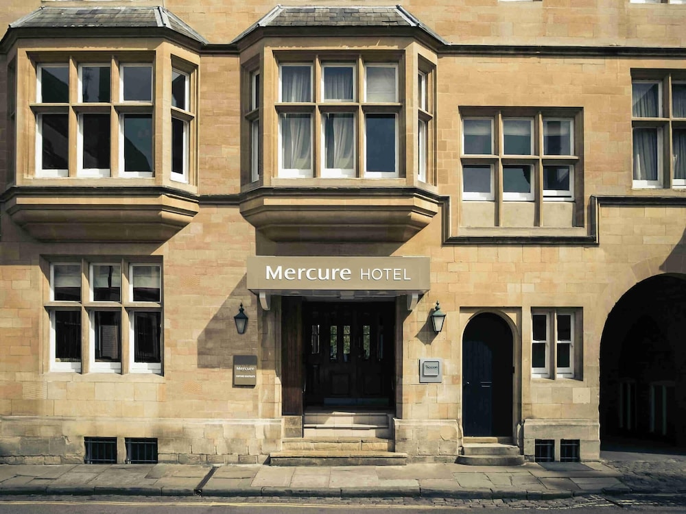 Historisch gebouw Mercure Oxford Eastgate aan Eastgate Street