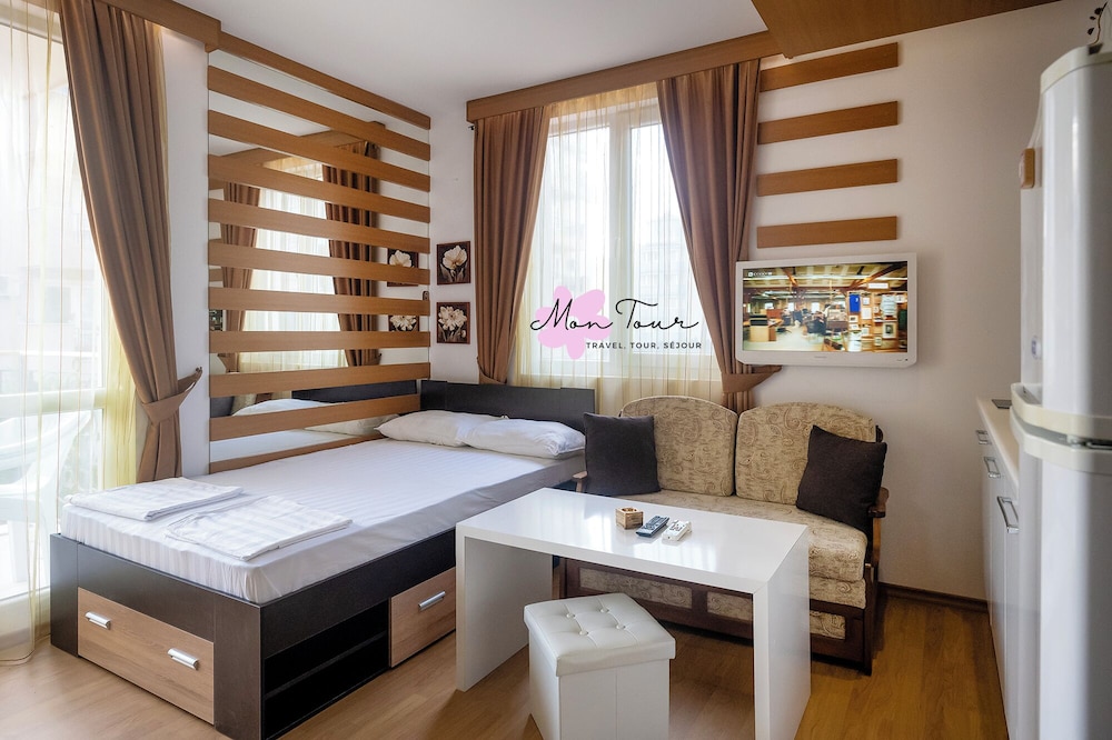 Slaapkamer met comfort bedframe Mon Tour