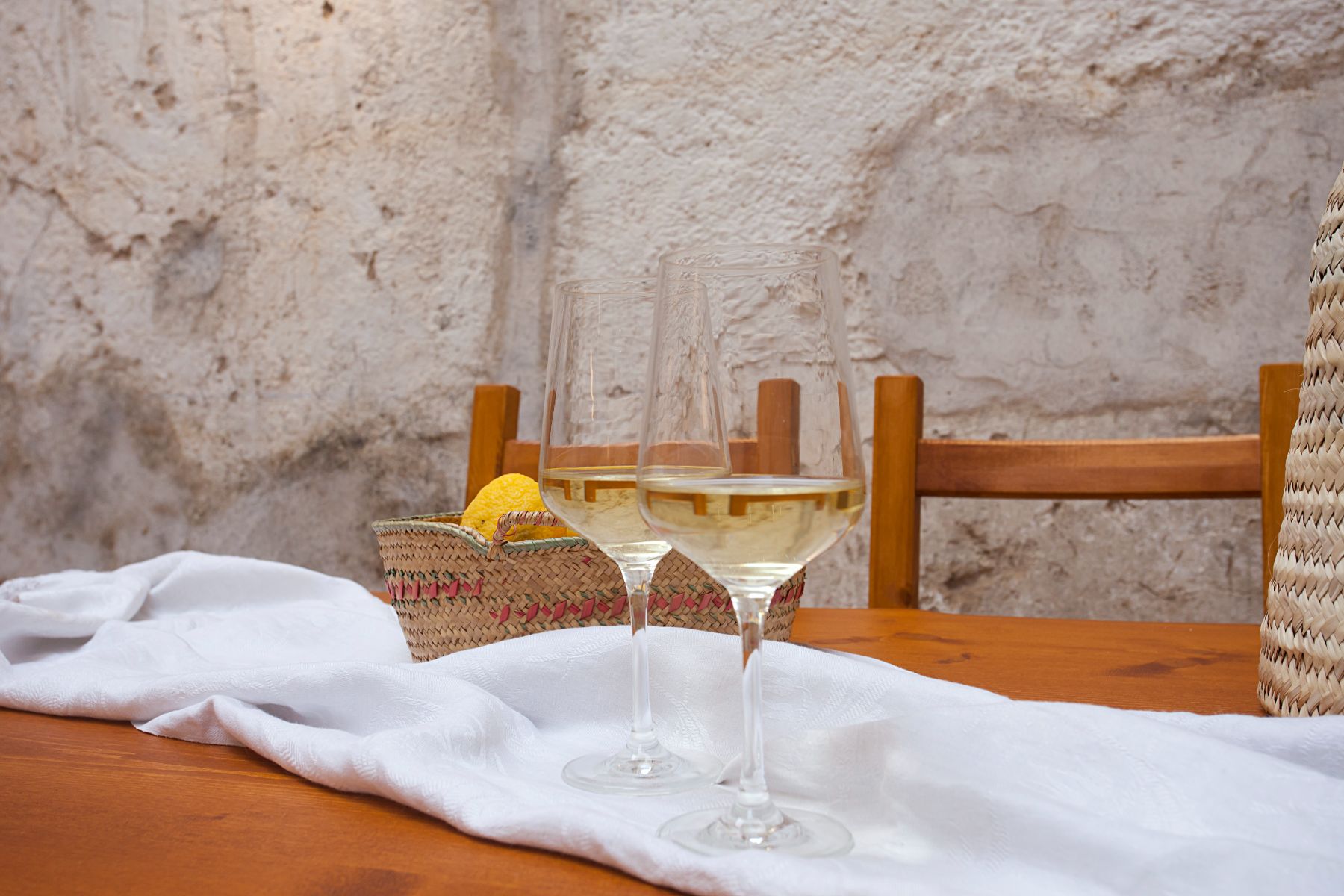 Bar met drankenselectie — My Rooms Artà Adults Only by My Rooms Hotels
