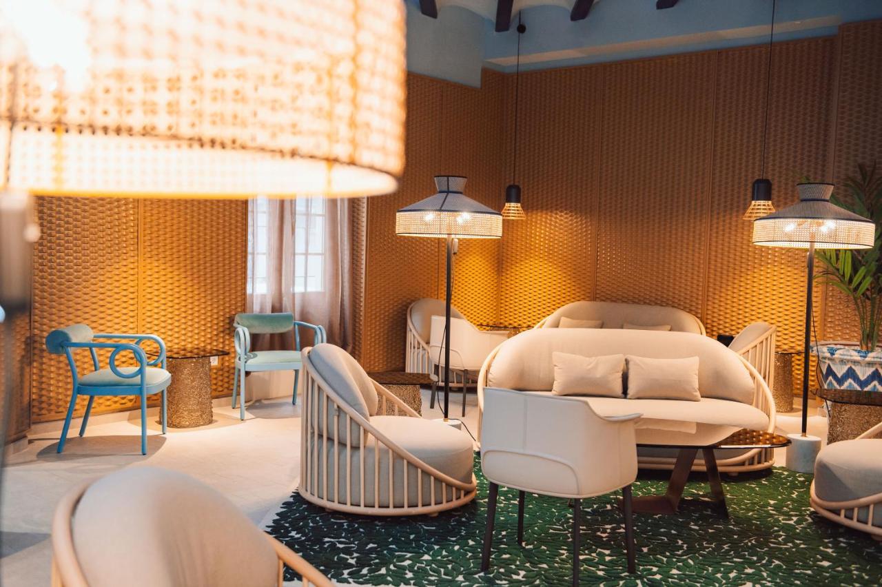 Suite met zithoek — Nomada House by SH Hoteles