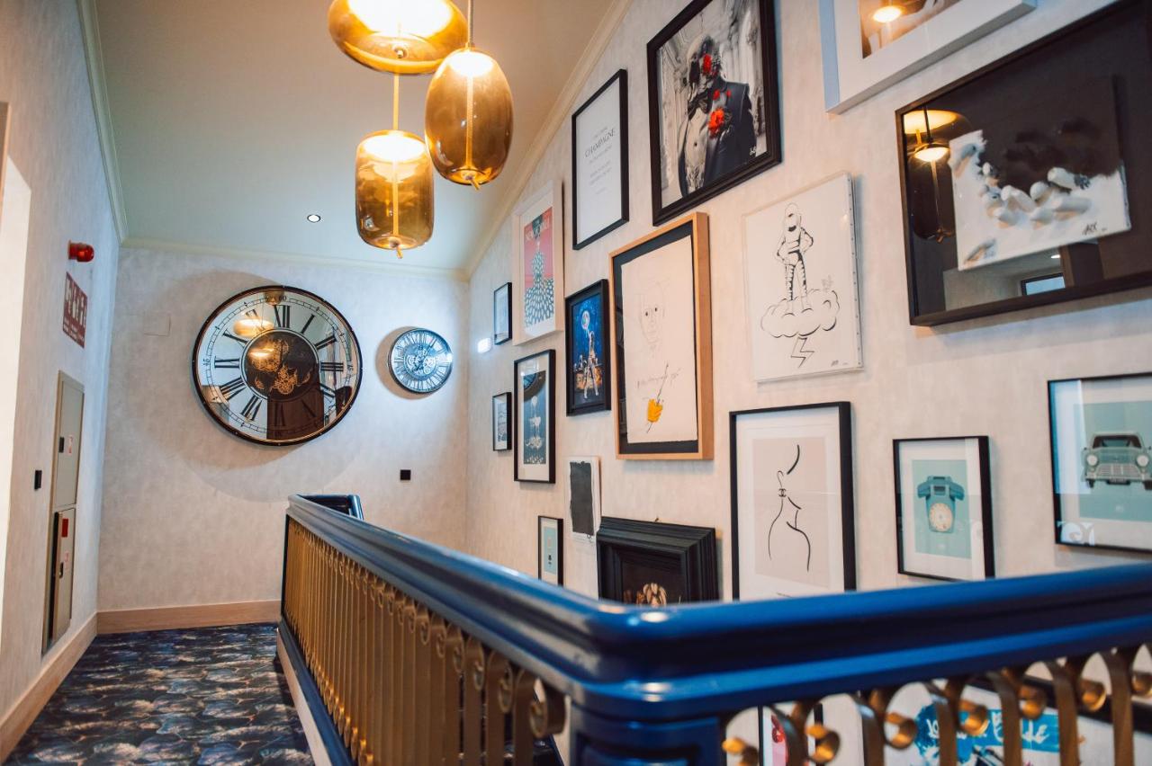 Bar bij het zwembad — Nomada House by SH Hoteles