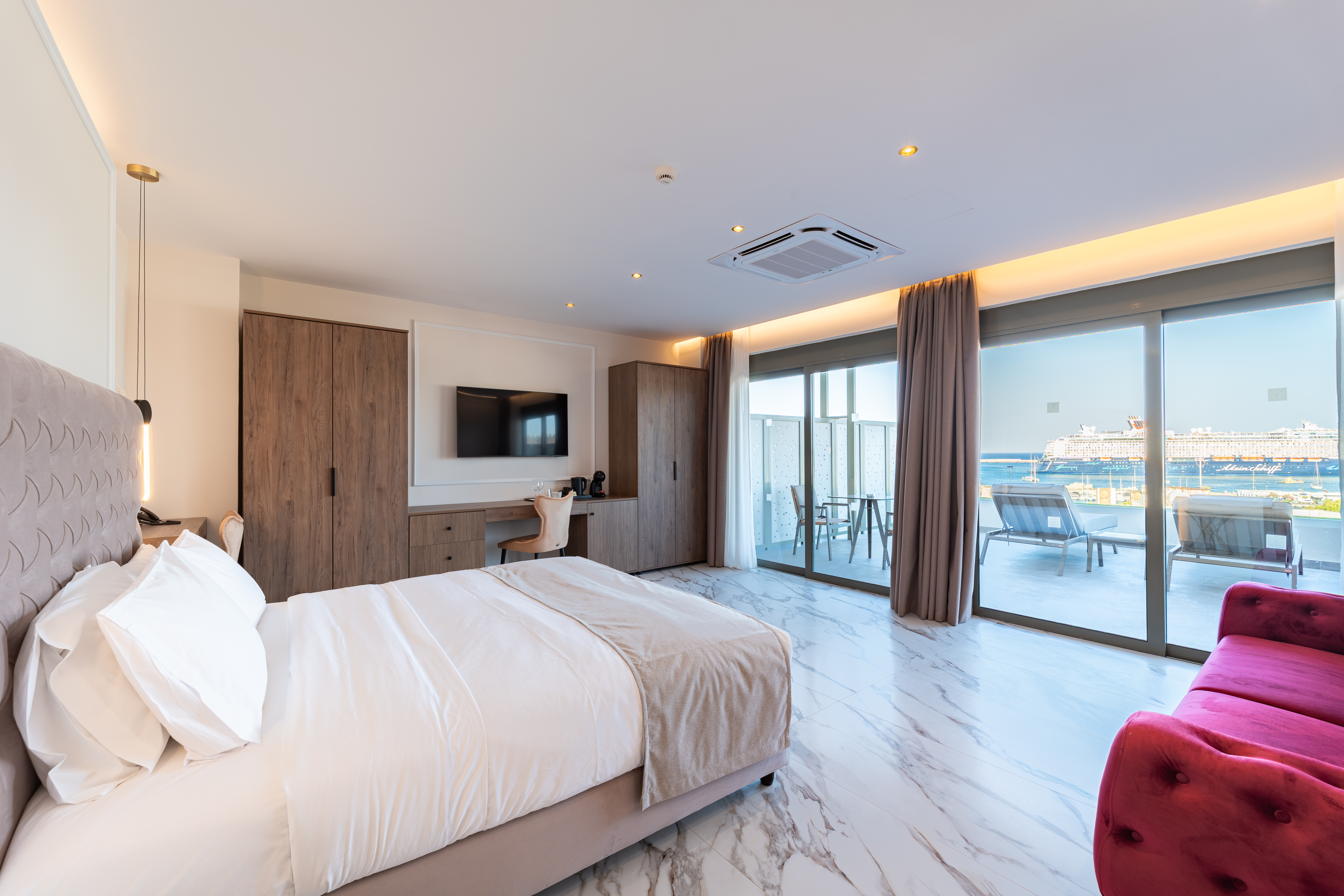 Kamer met twee aparte bedden — Philia Center Suites