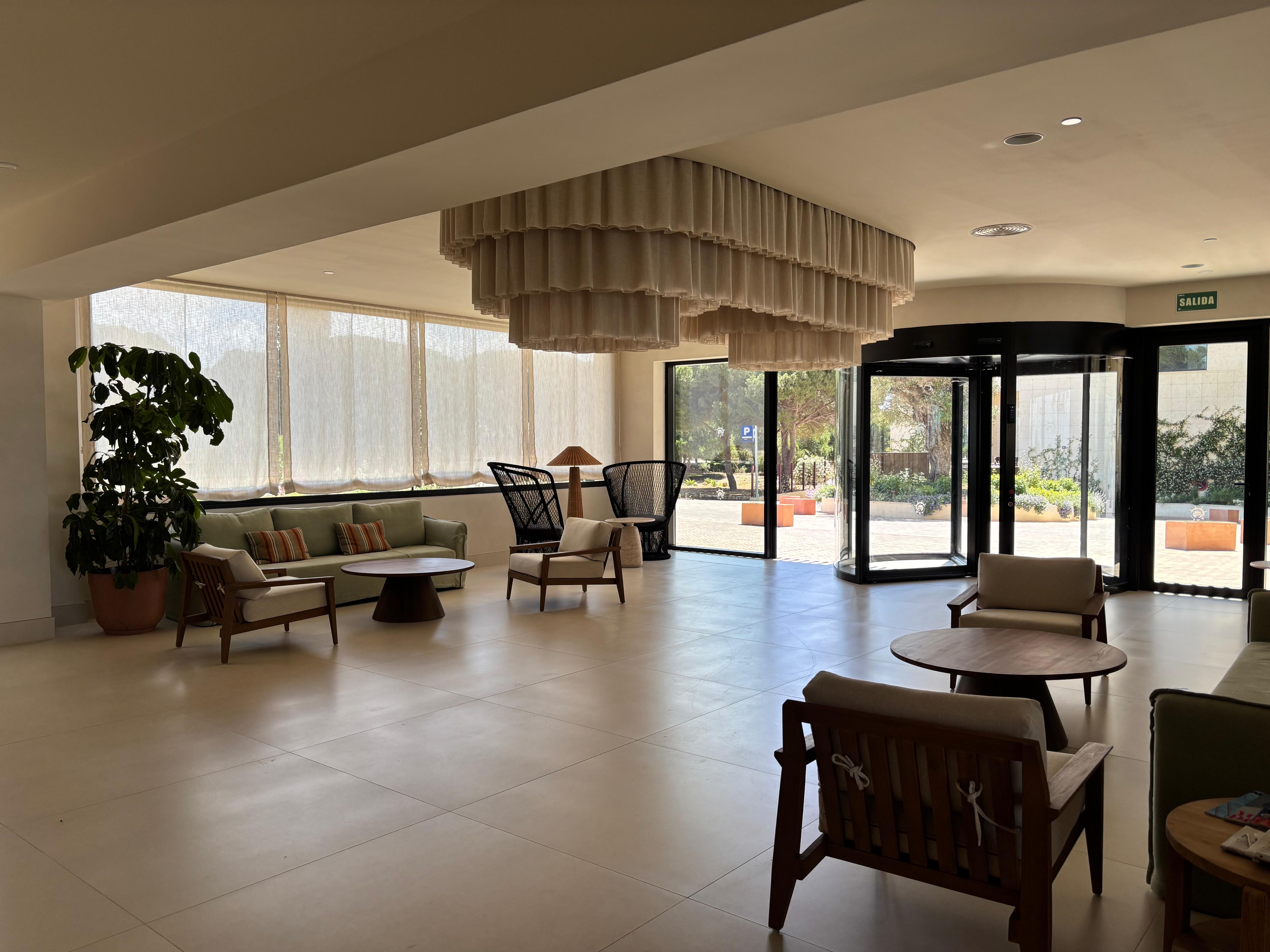 Luxe entreehal — Punta Bermeja Premium Beach Hotel