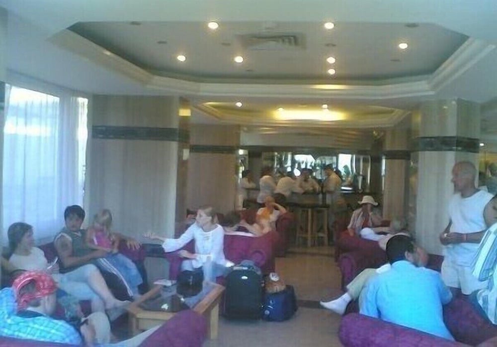 Lobby zithoek met zitplaatsen Queens Valley