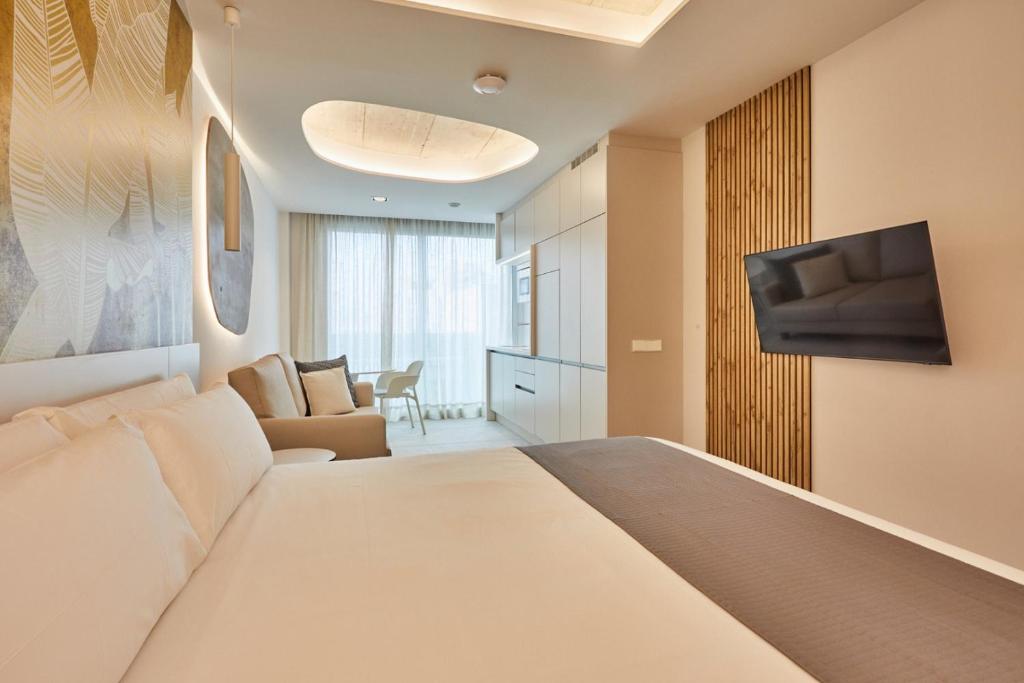 Suite met zithoek — Silken Atlantis Suites