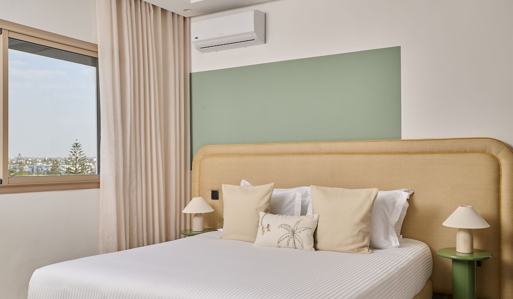 Zonnige gastenkamer met contemporary inrichting in Casablanca