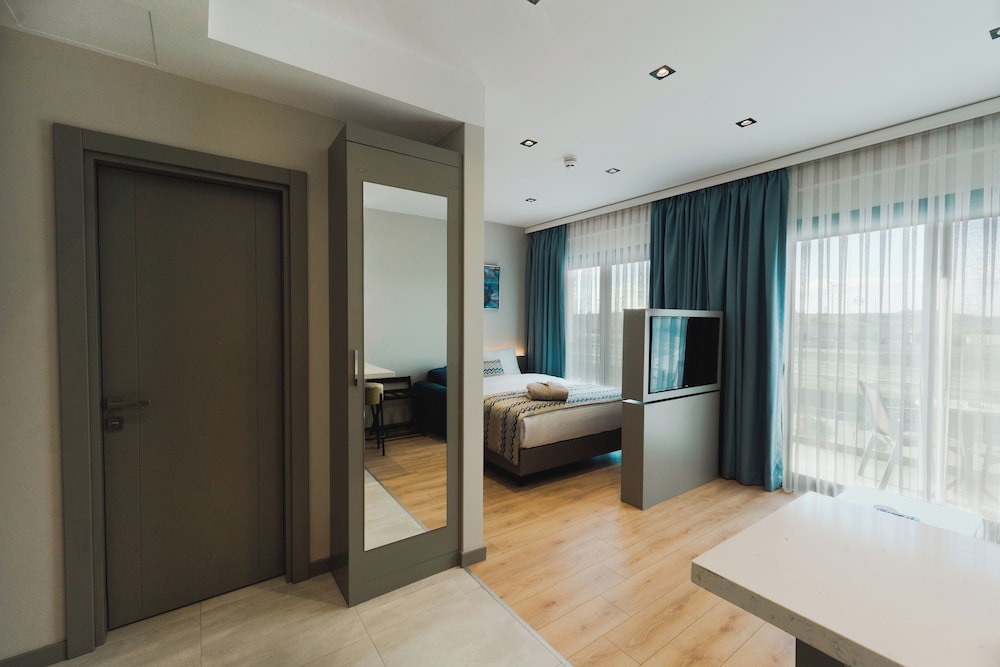 Luxe hotelkamer met comfort inrichting bij Stillo Business Hotel & SPA