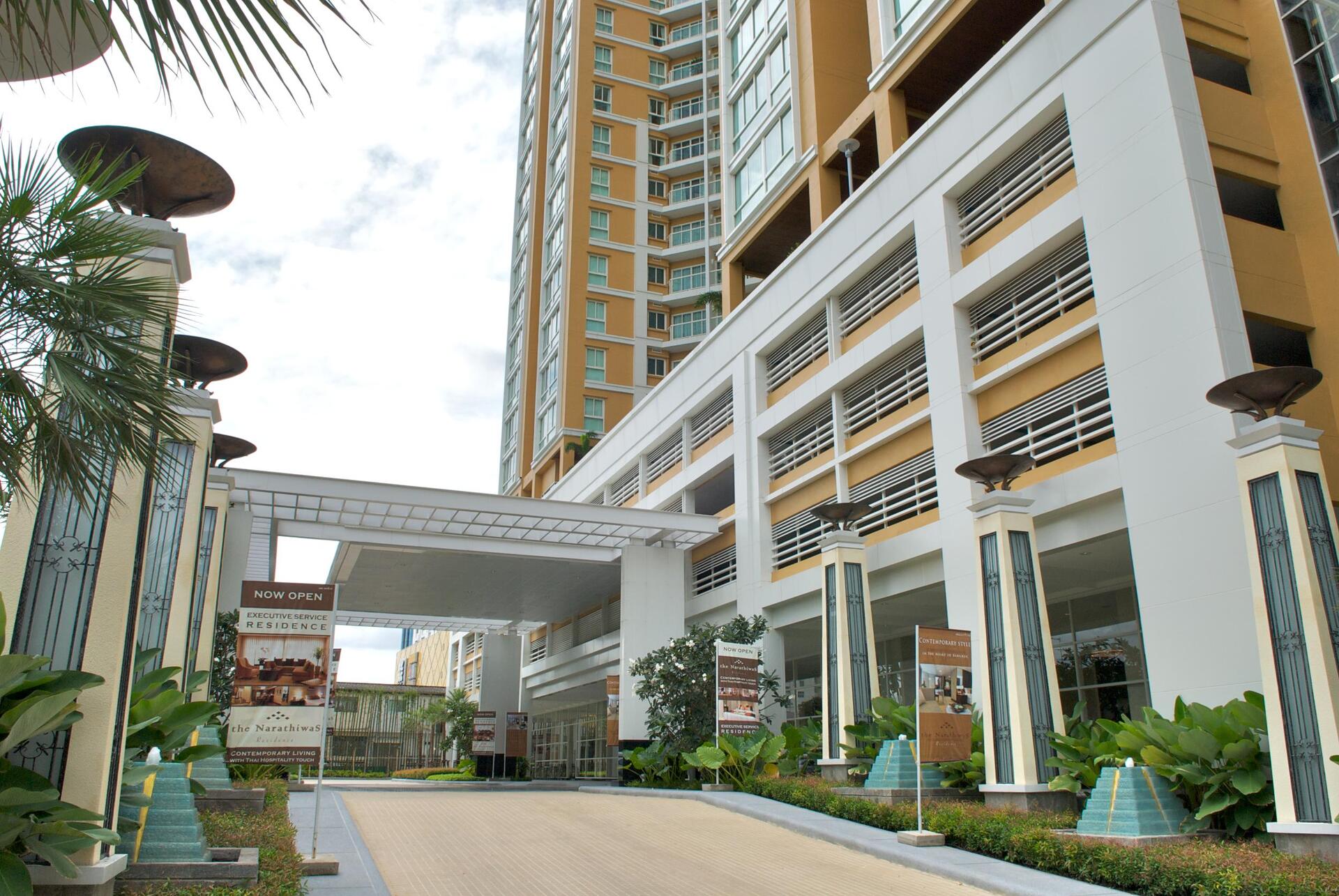 The Narathiwas Residence Sathorn Bangkok foto 2