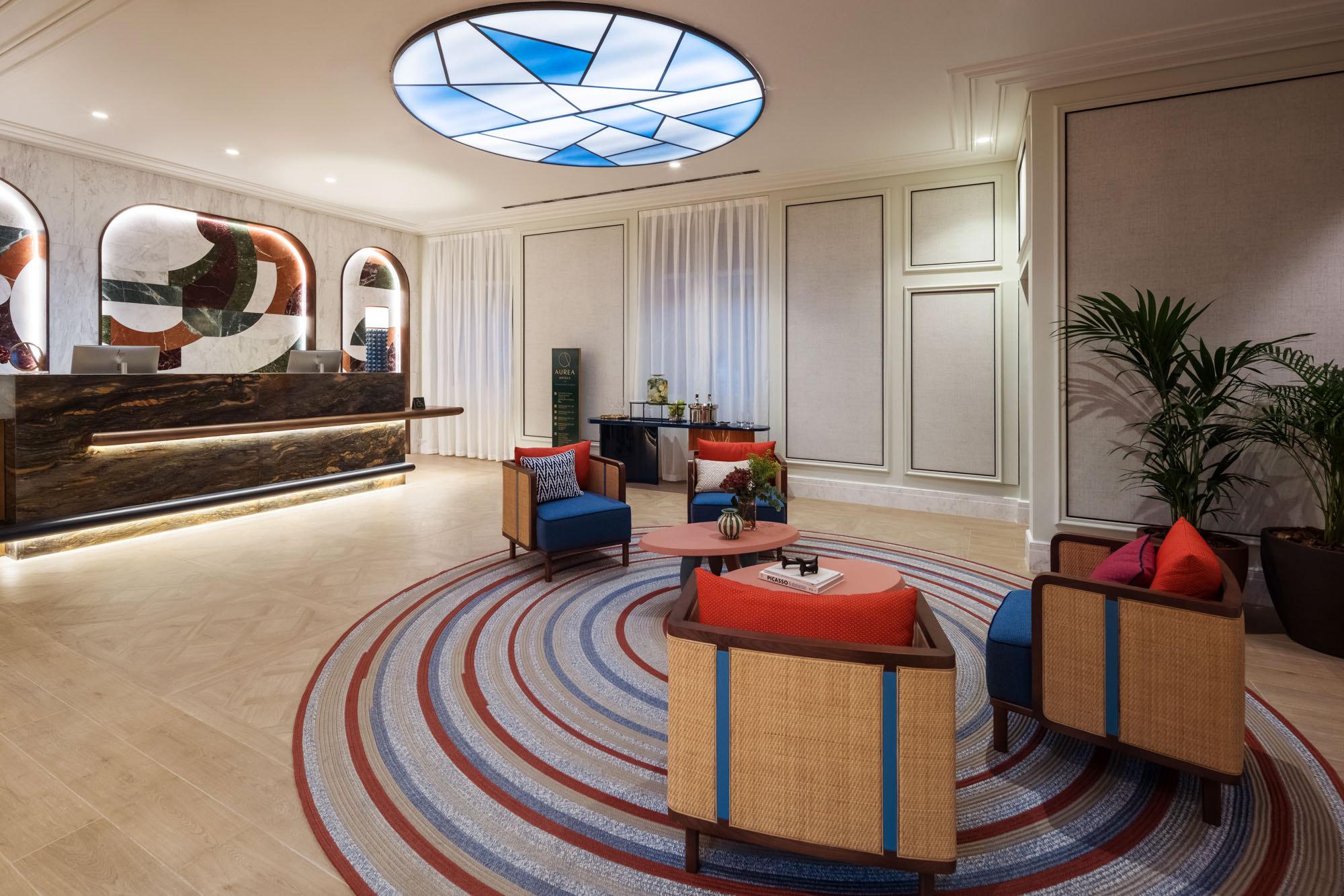 Lobby met receptie — Áurea Palacio de la Tinta