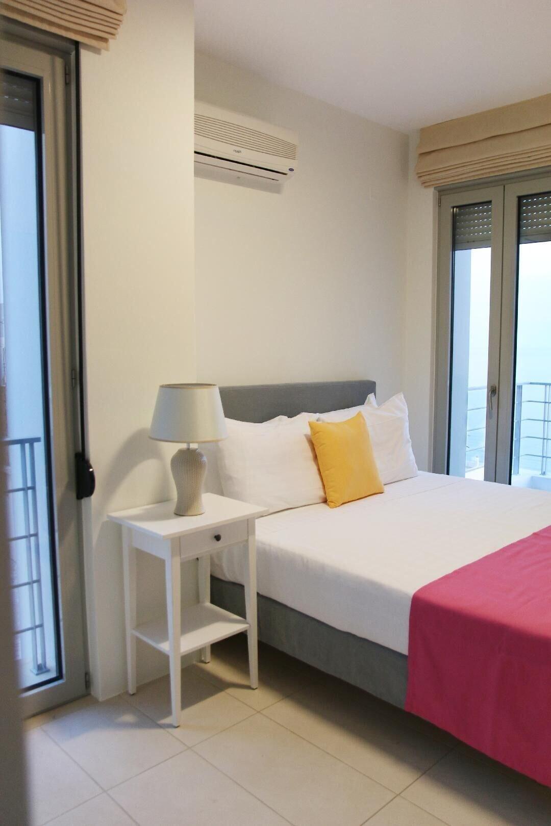 Suite met zithoek — Vivian Art Apartments