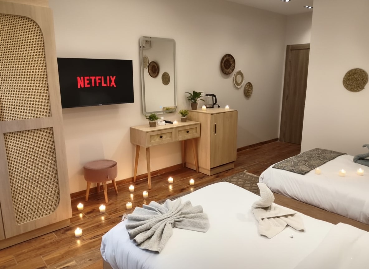 Kamer met tweepersoonsbed — Zen Pyramids Luxury Villa