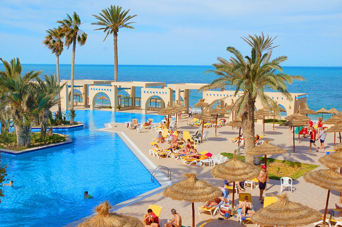 Zita Beach Resort.